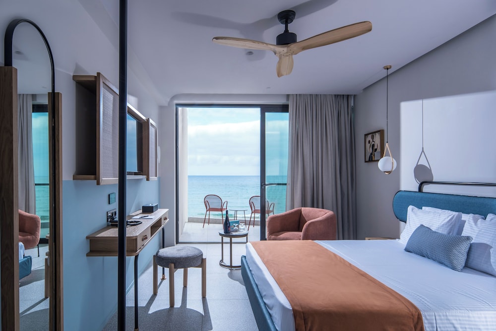 Double Room, Sea View - Photo 1