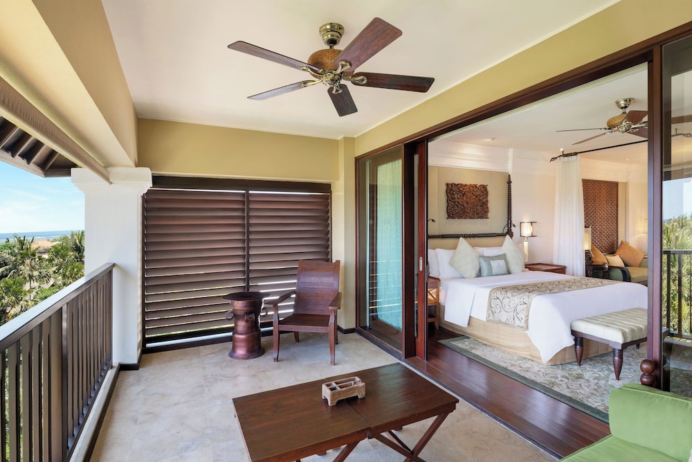 St Regis, Suite, 1 Bedroom, Garden View - Photo 8