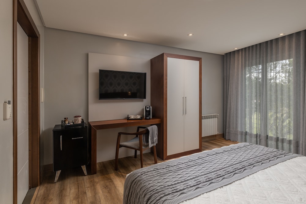 Available room
