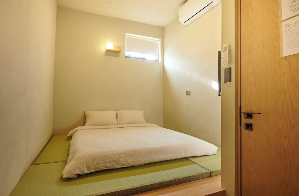 Basic Double Room photo 1