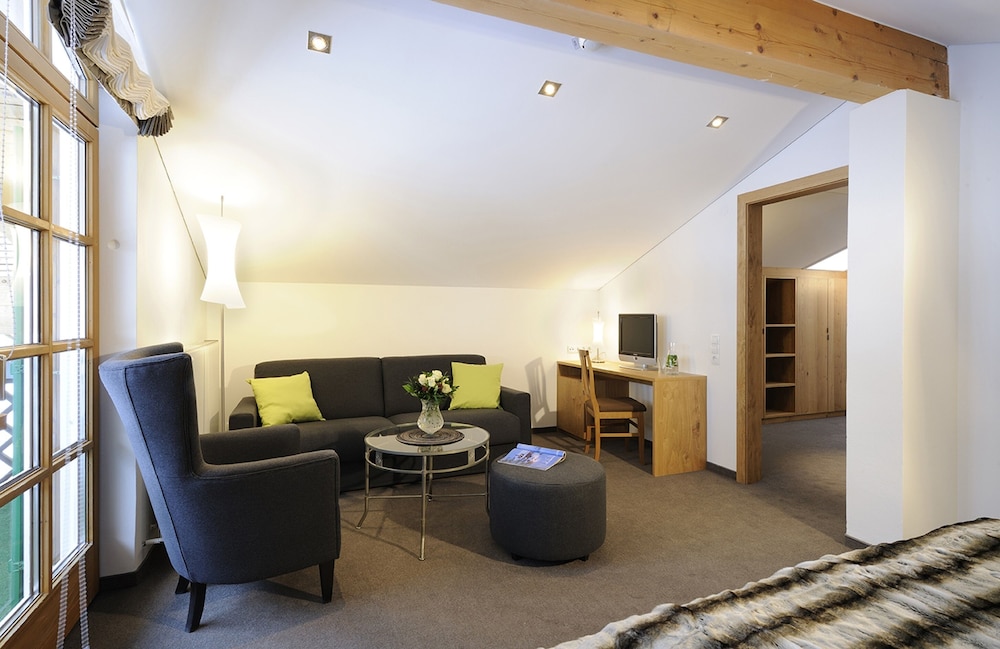 Deluxe Double Room photo 3