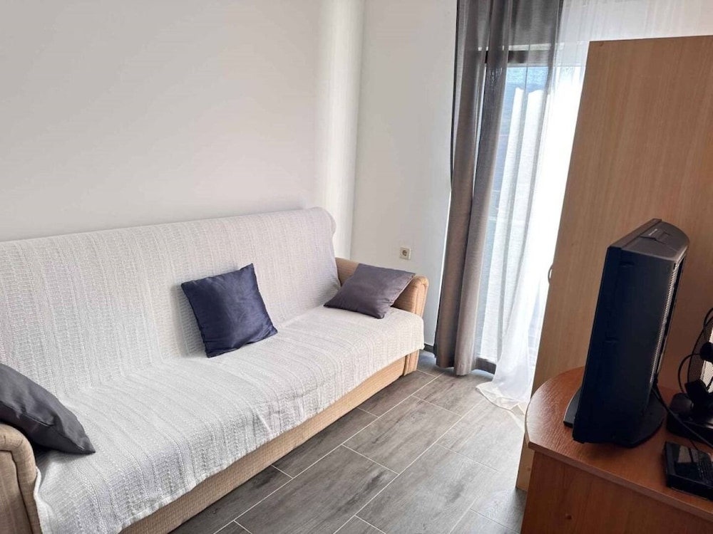 Apartment (Mattisa - 150 M From Sea - A1(4+2)) photo 1