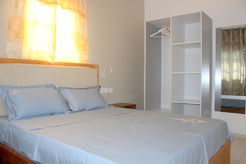 Comfort Double Room, 1 King Bed, Non Smoking, Courtyard View photo 1