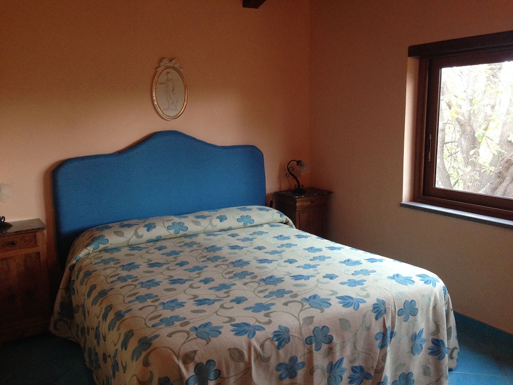 Economy Room, Private Bathroom (External) photo 3