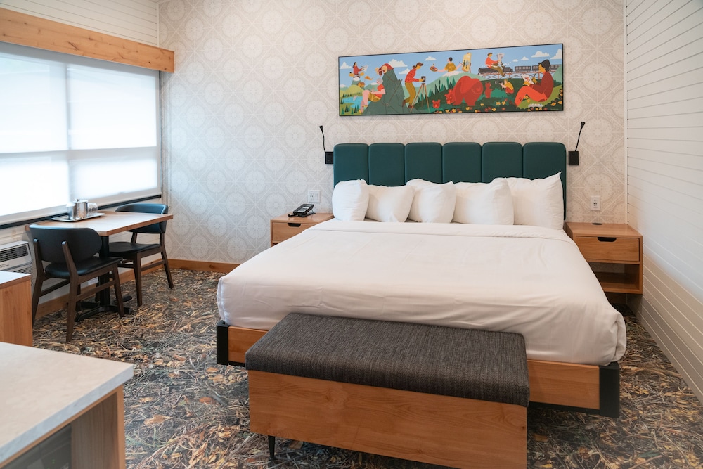 Superior Room, 1 King Bed