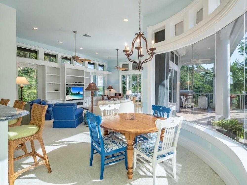 House (Bougainvillea Home) photo 2
