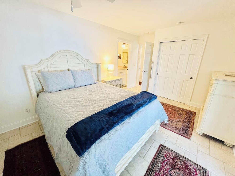 Condo, Multiple Beds, Balcony, Ocean View photo 2