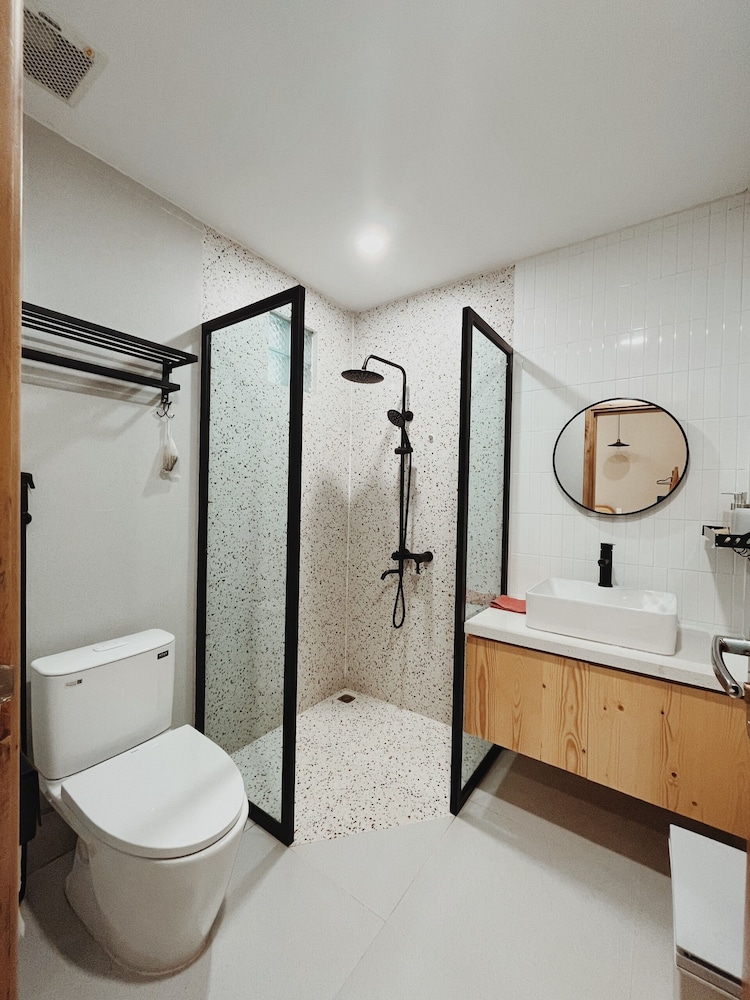 Basic Double Room photo 3