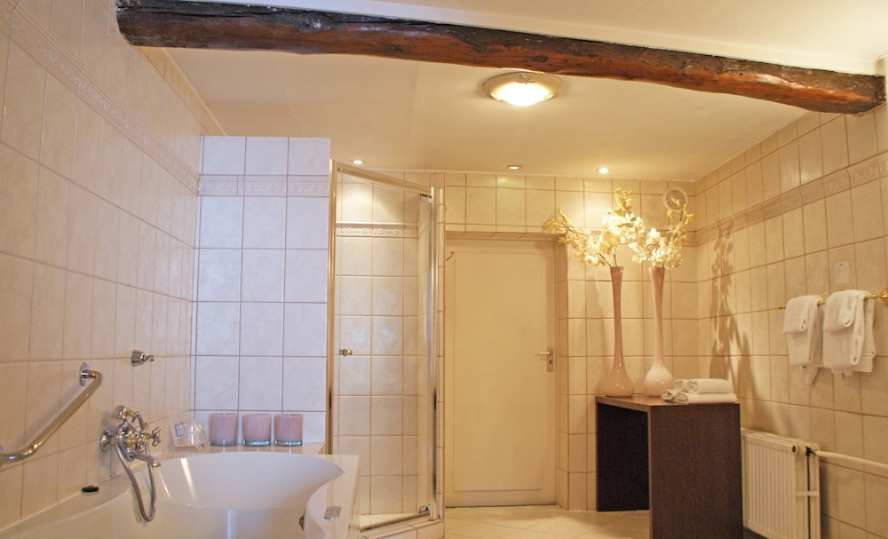 Spacious comfort double room - Photo 2