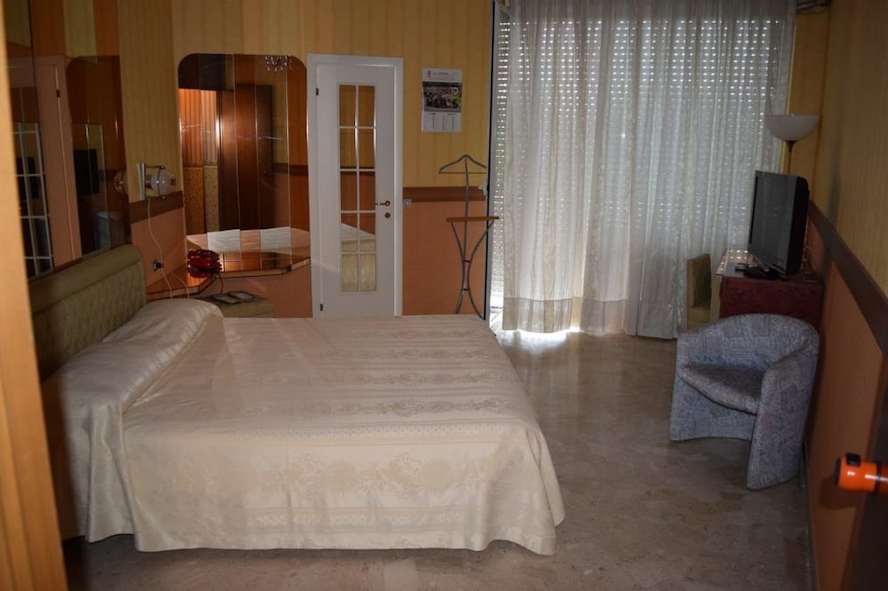 Triple Room photo 1