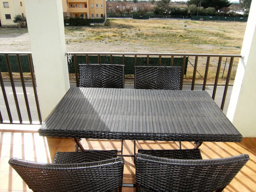 Apartment, 2 Bedrooms (132-C) photo 2