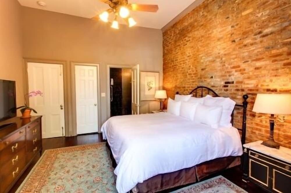 Audubon Cottage 6