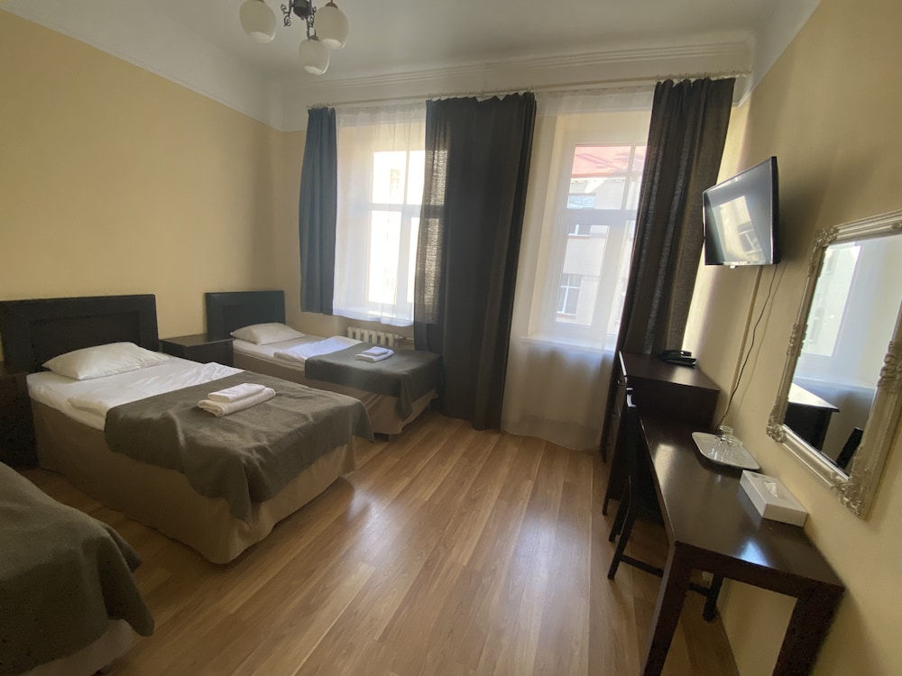 Triple Room, 3 Twin Beds - Photo 7