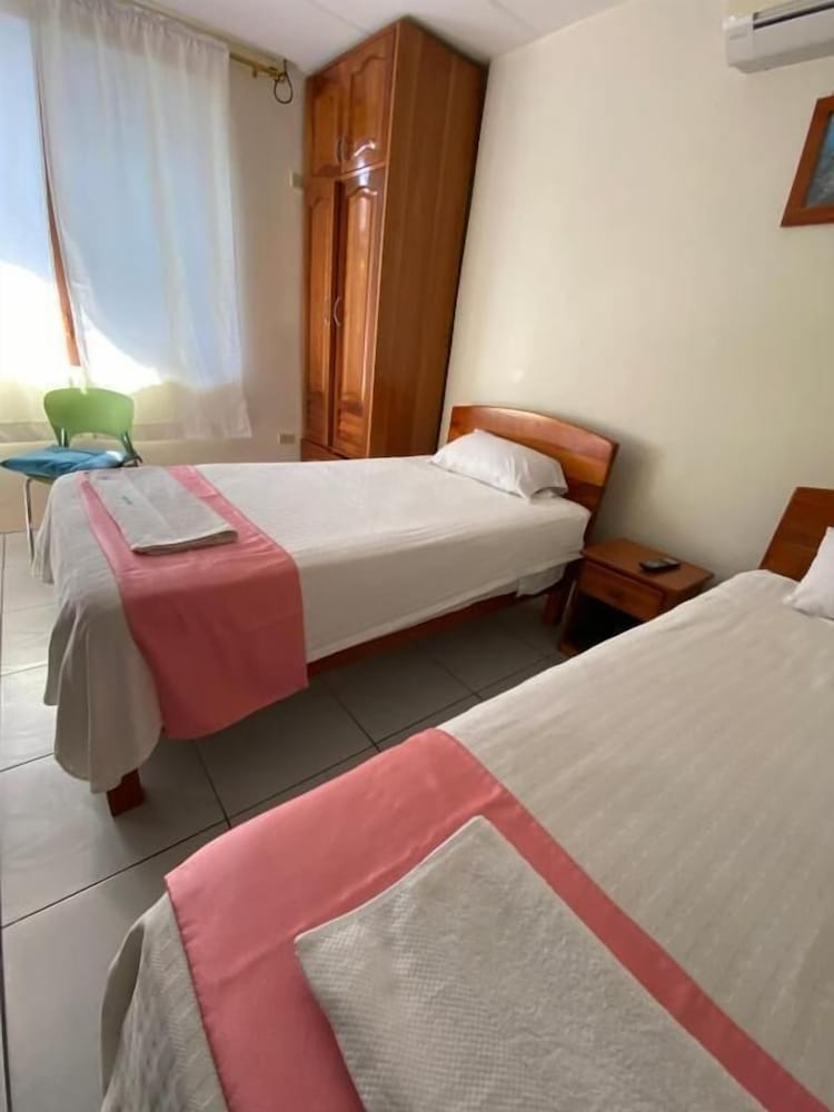 Basic Double Room photo 2