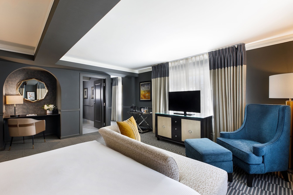 Executive Room, 1 King Bed - Photo 6