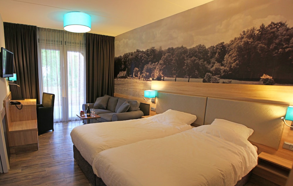 Luxury Room, Garden View photo 2