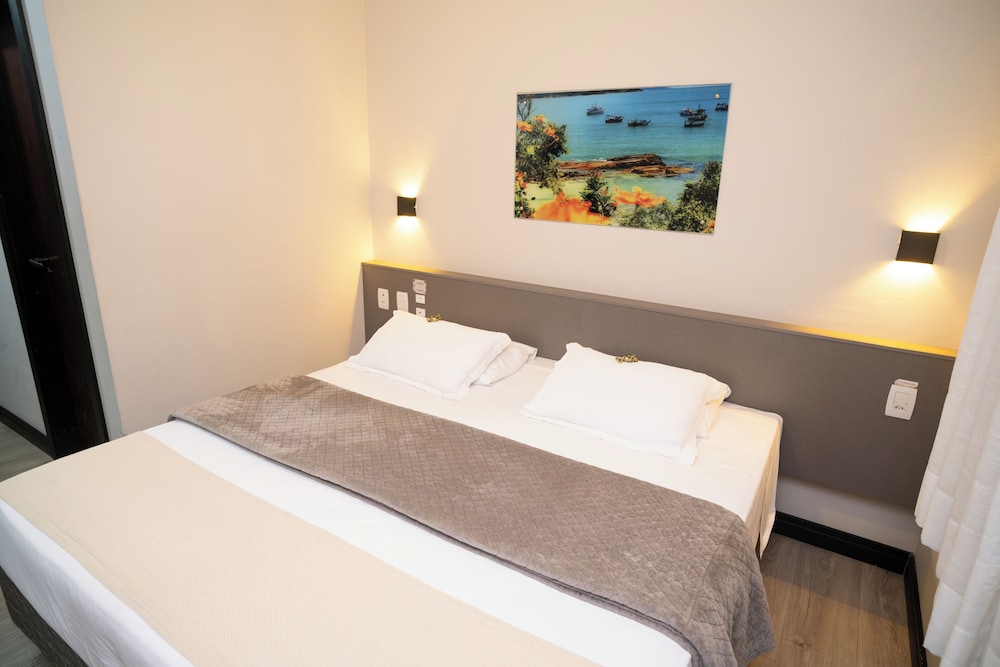 Deluxe Double or Twin Room photo 3