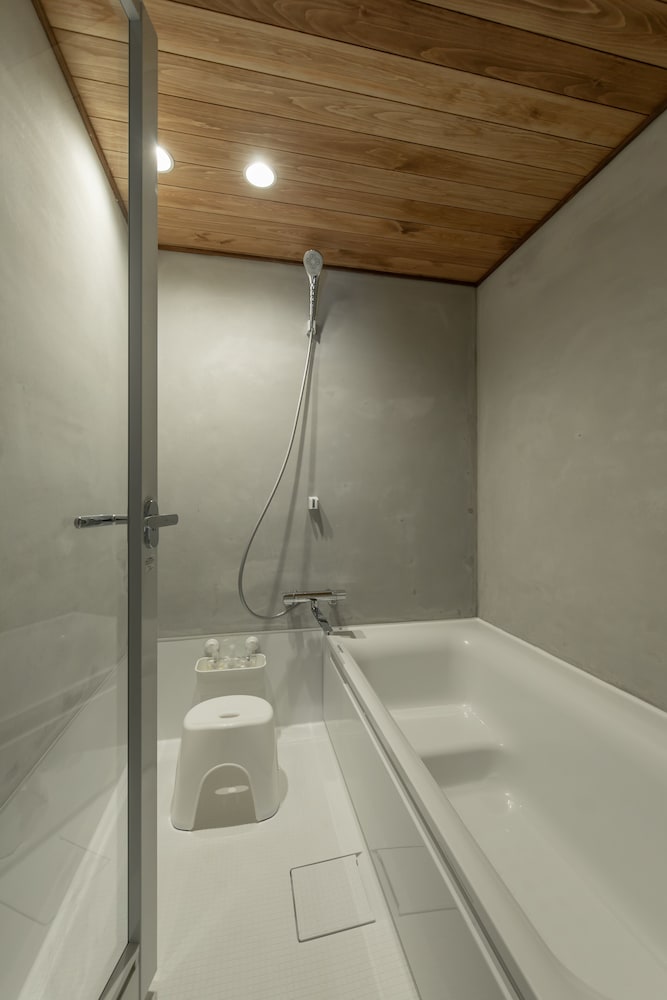 Traditional Quadruple Room, Non Smoking, Sauna - Photo 7