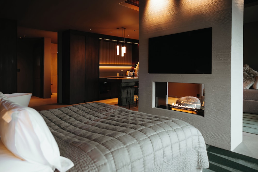 Deluxe Suite photo 1