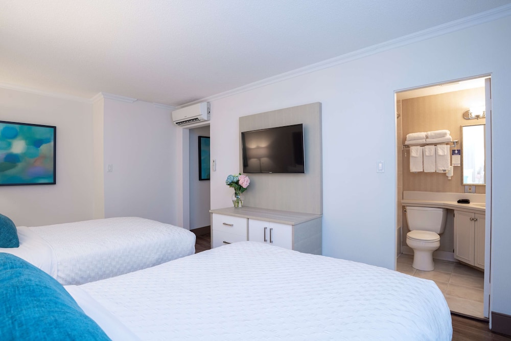 Family Suite, 2 Double Beds, Non Smoking, Refrigerator (With Sofabed) - Photo 4