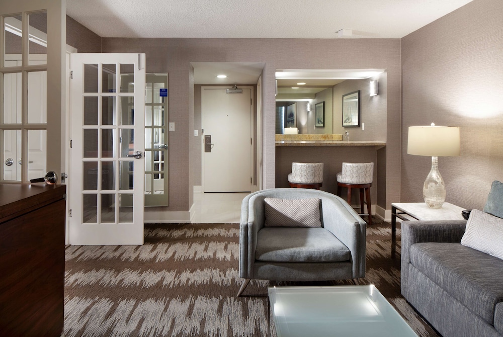 Suite, 1 King Bed, Allergy Friendly - Photo 8