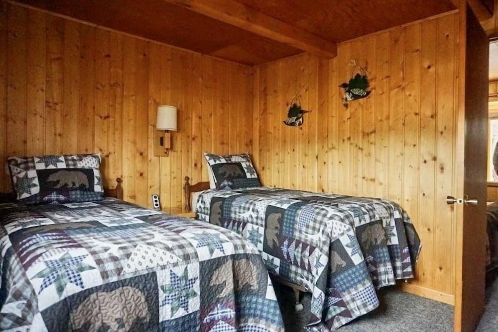 Standard Suite, 2 Bedrooms, Non Smoking photo 3