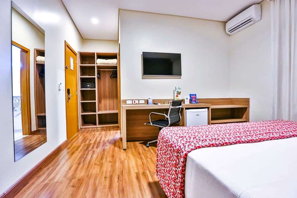 Superior Double Room, Accessible photo 3