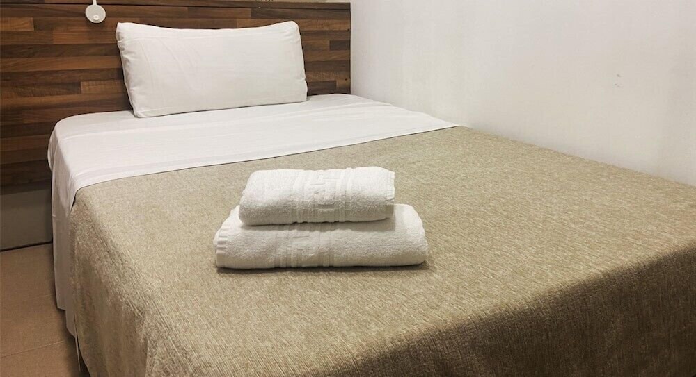 Standard Single Room with Shower photo 2