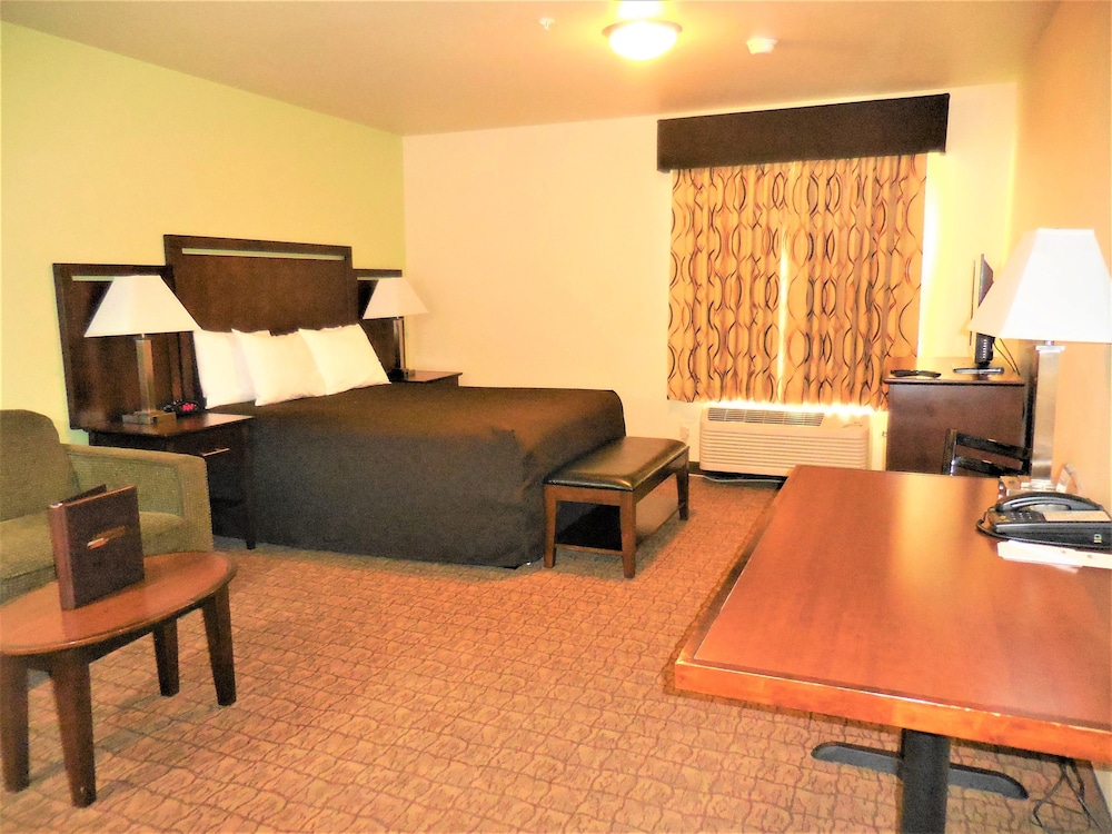 Comfort Suite, 1 Queen Bed with Kitchenette photo 1