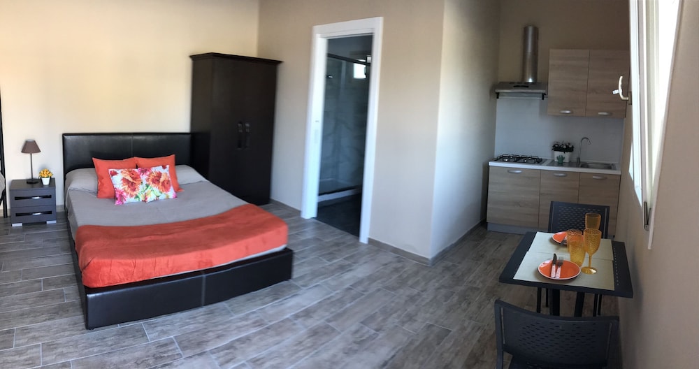Comfort Quadruple Room, 1 Bedroom & Kitchenette
