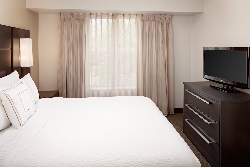 Suite, 1 Bedroom photo 2