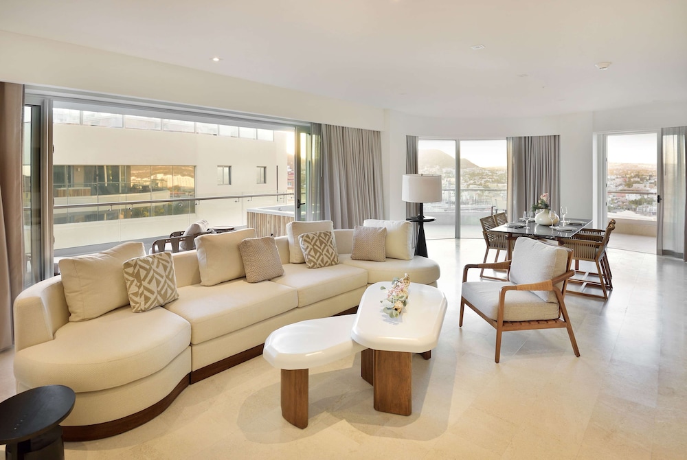 Suite, 3 Bedrooms (Sunset)