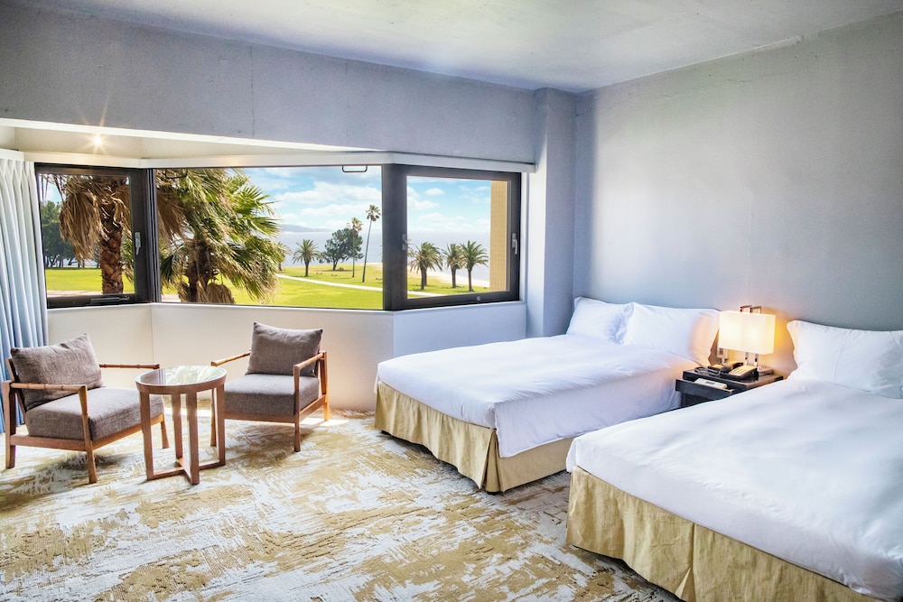 Basic Twin Room, 2 Bedrooms, Non Smoking, Ocean View