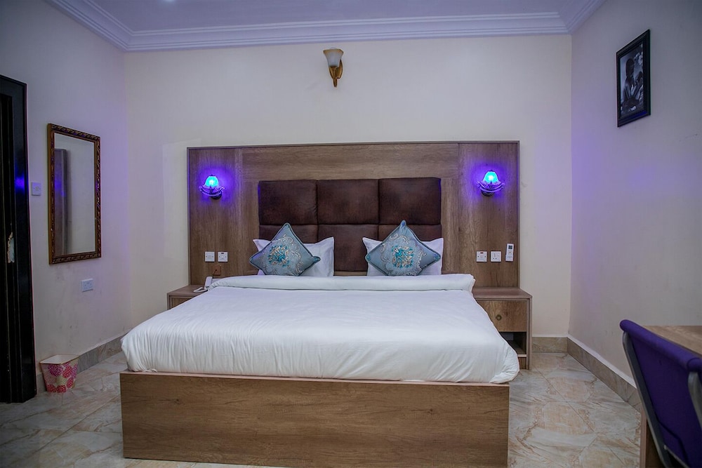 Royal Room