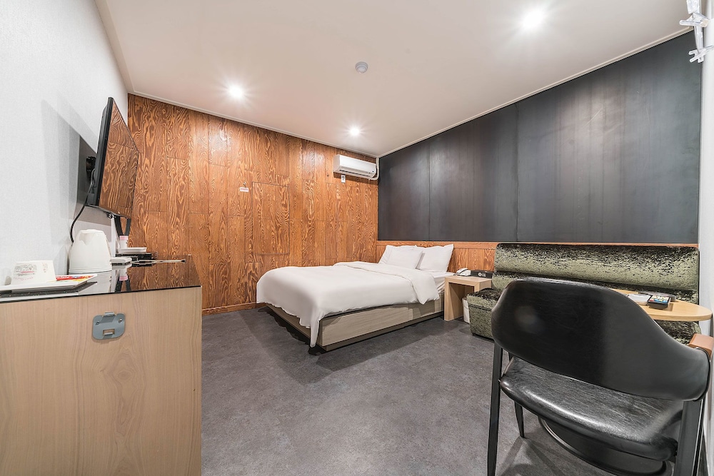 Standard Double Room photo 1