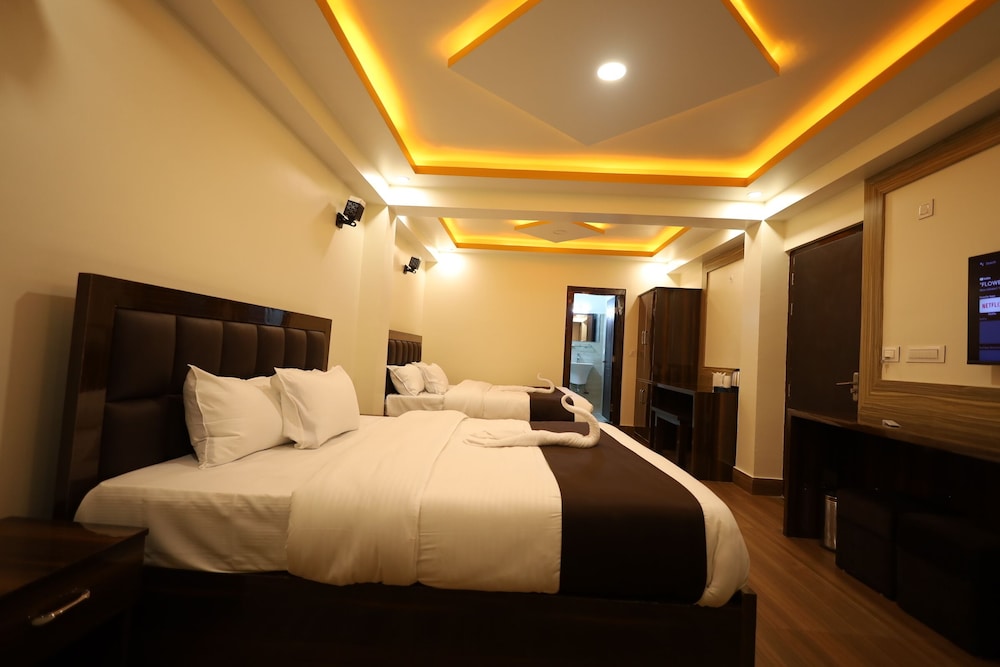 Family Room - Photo 1