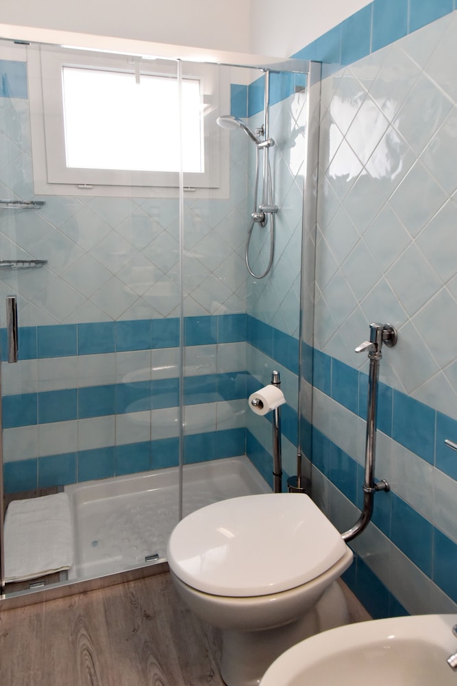 Deluxe Bungalow photo 2