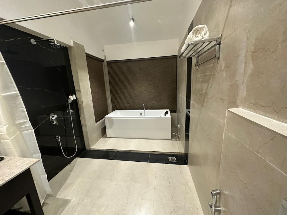 Premier Room - Photo 4