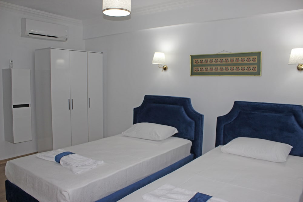 Standard Twin Room photo 1
