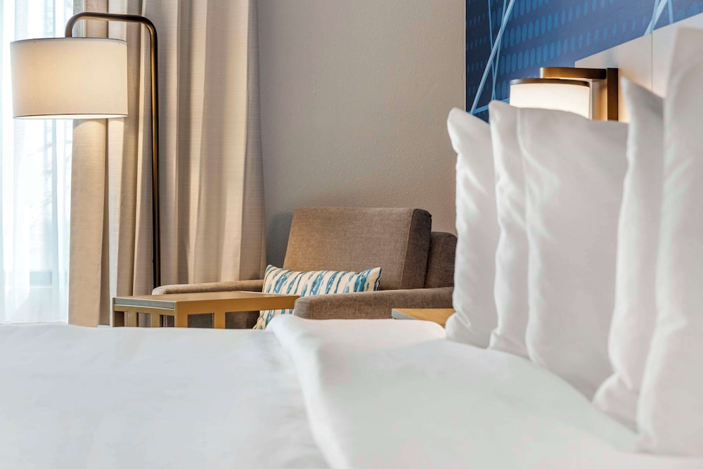 Suite, 2 Queen Beds, Non Smoking - Photo 2