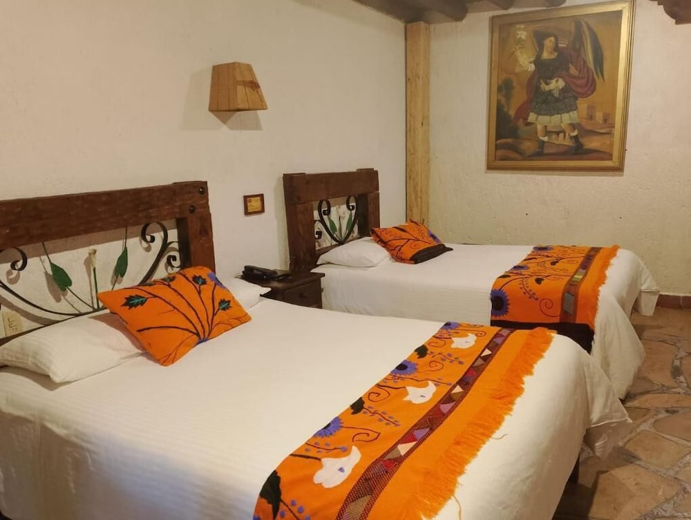 Economy Double Room, Multiple Beds photo 3