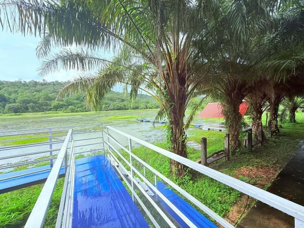 Standard Chalet