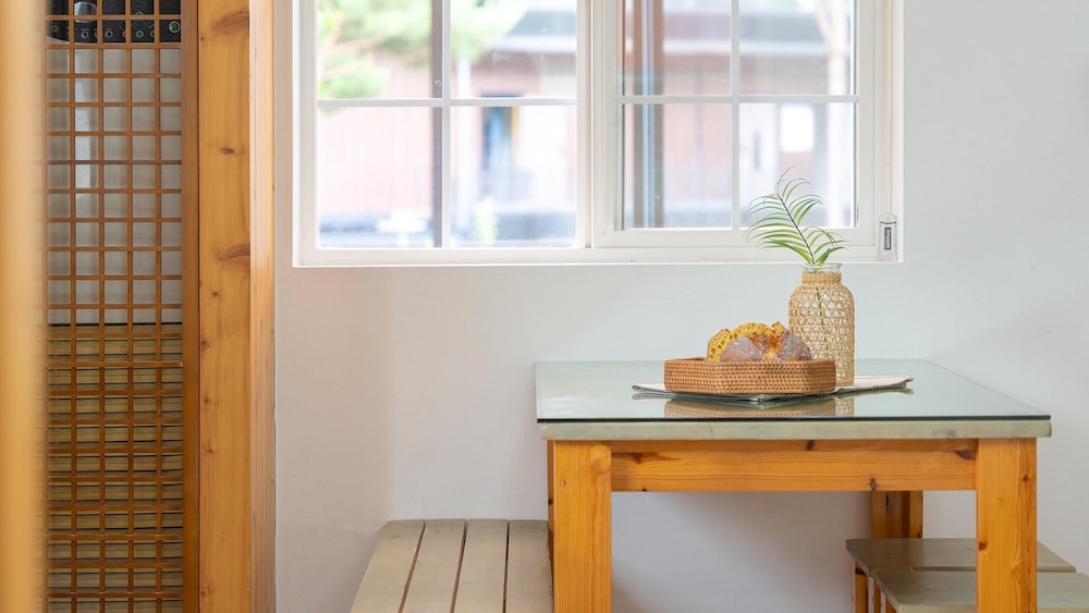 Basic Room, 1 Bedroom (Gae nari) - Photo 8