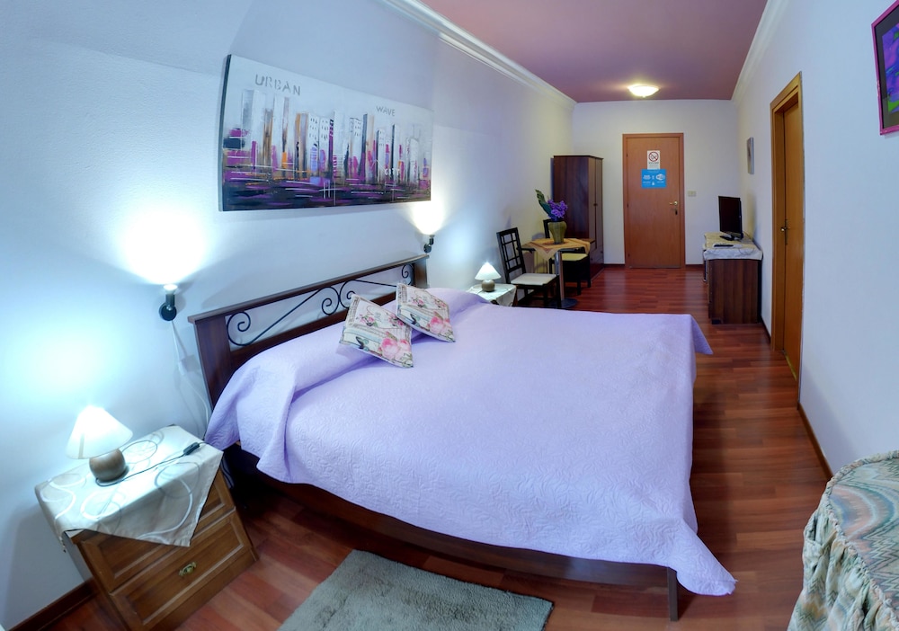 Comfort Double Room, 1 Double or 2 Twin Beds photo 1