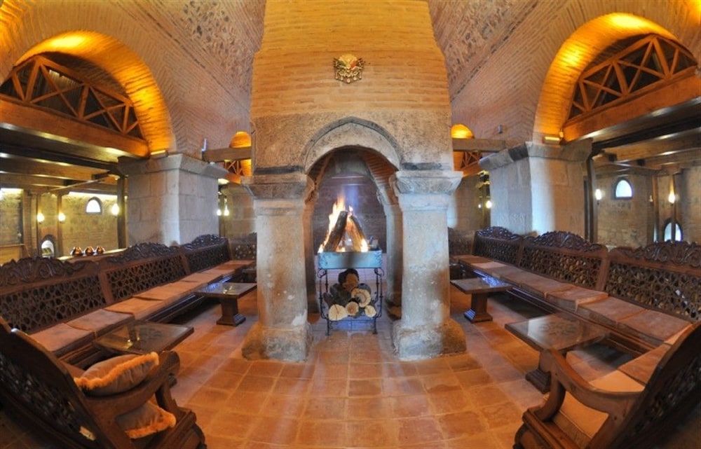 Club Cottage photo 2