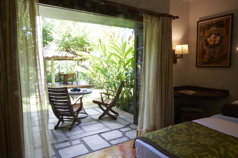 Superior Cottage, 1 King Bed, Garden View - Photo 6