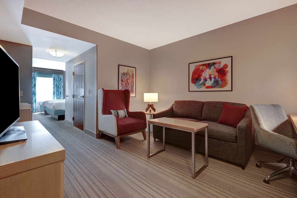 Suite, 2 Double Beds, Accessible - Photo 1