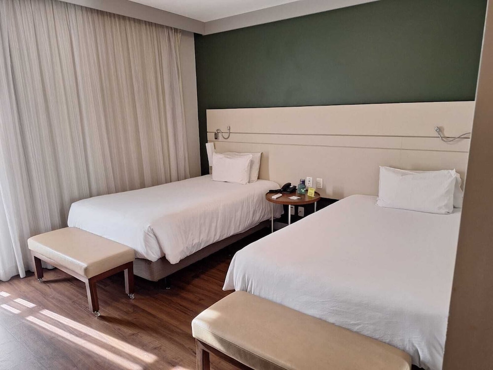 Luxury Quadruple Room - Photo 3