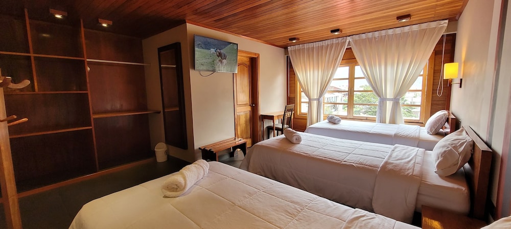 Basic Triple Room photo 1