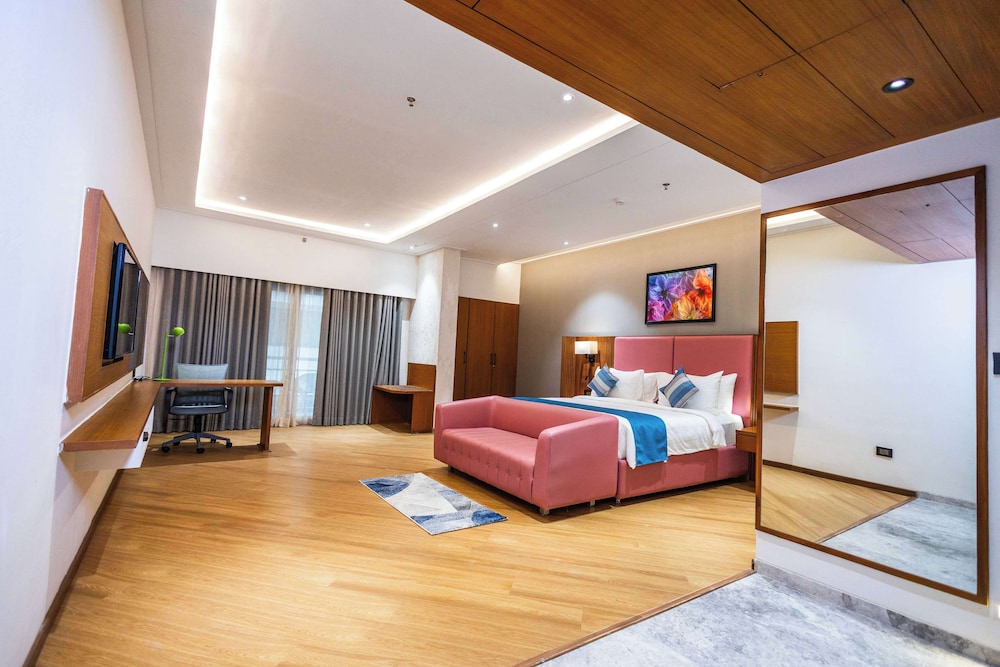 Junior Suite, 1 King Bed